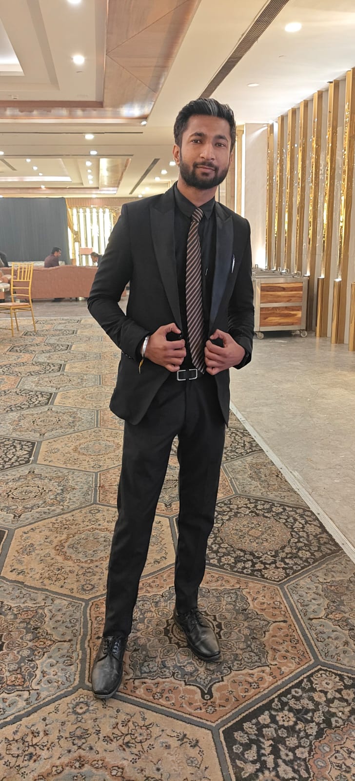 Shantanu Bhora, BCA graduate and founder of LearnPathshala